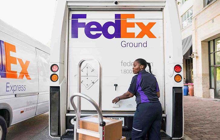 Ups Vs Usps Vs Fedex A Comparision Of Shipping Services 7353